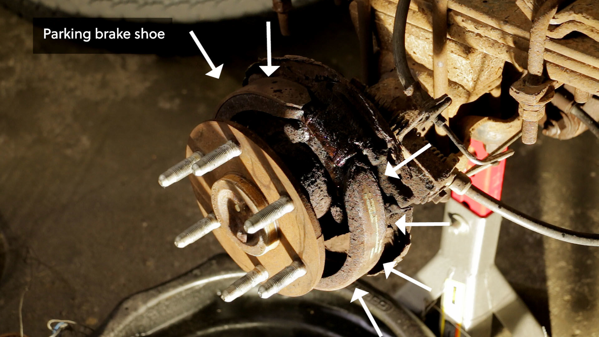 Parking brake shoe